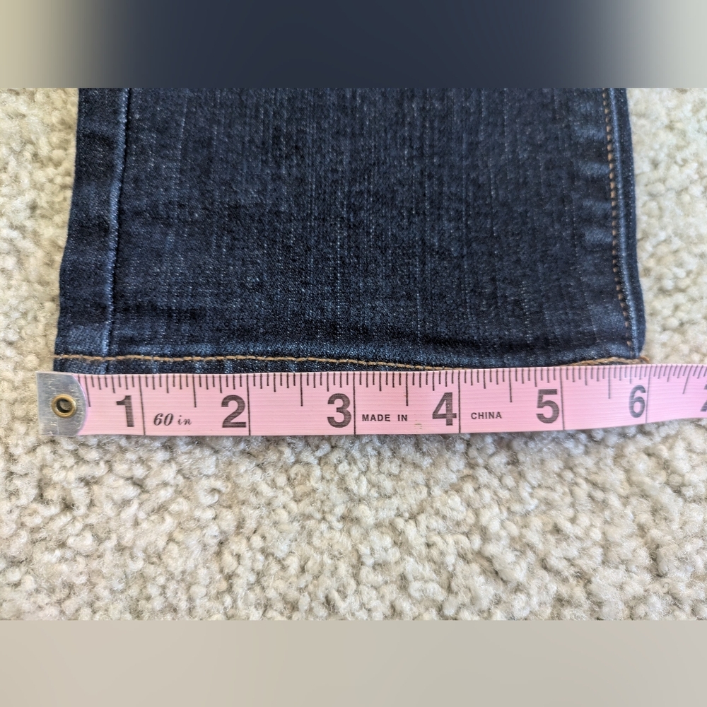 Old Navy Women's Dark Wash Curvy Mid-rise Jeans - Picture 5 of 5